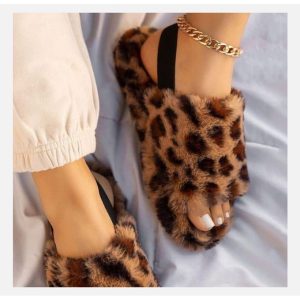 Fashion Ladie's Fluffy Sandals