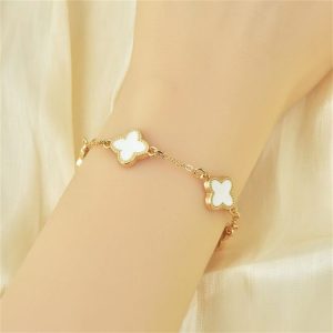 Fashion Women Casual Dating Temperament Gift Bracelet Four-leaf Clover - White