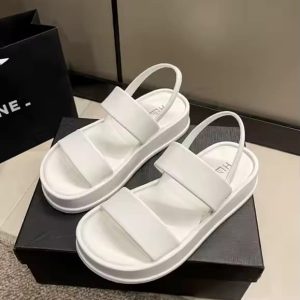 Kabo sandal ah oo dumar oo xarago ah