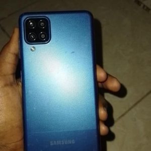 Samsung Galaxy A12 64 GB RAM 6 Celis