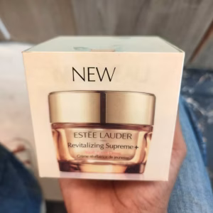 ESTEE LAUDER Revitalizing Supreme
