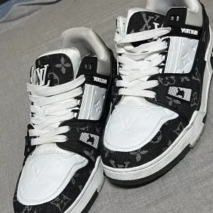 LV BOOT