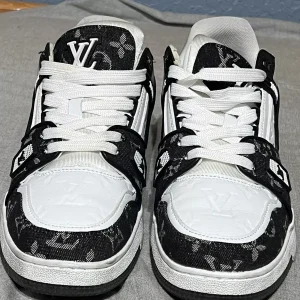 LV BOOT